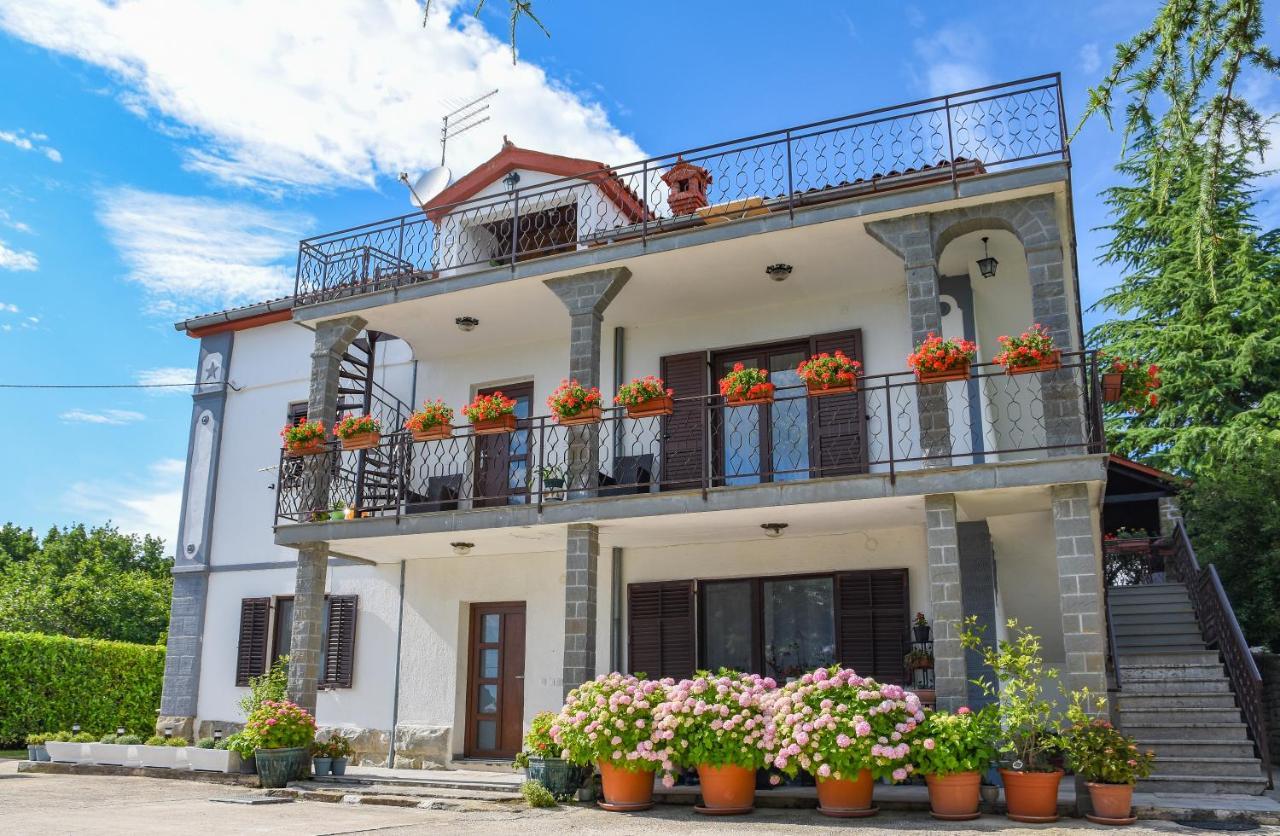 Apartman Villa Romana Grožnjan Esterno foto